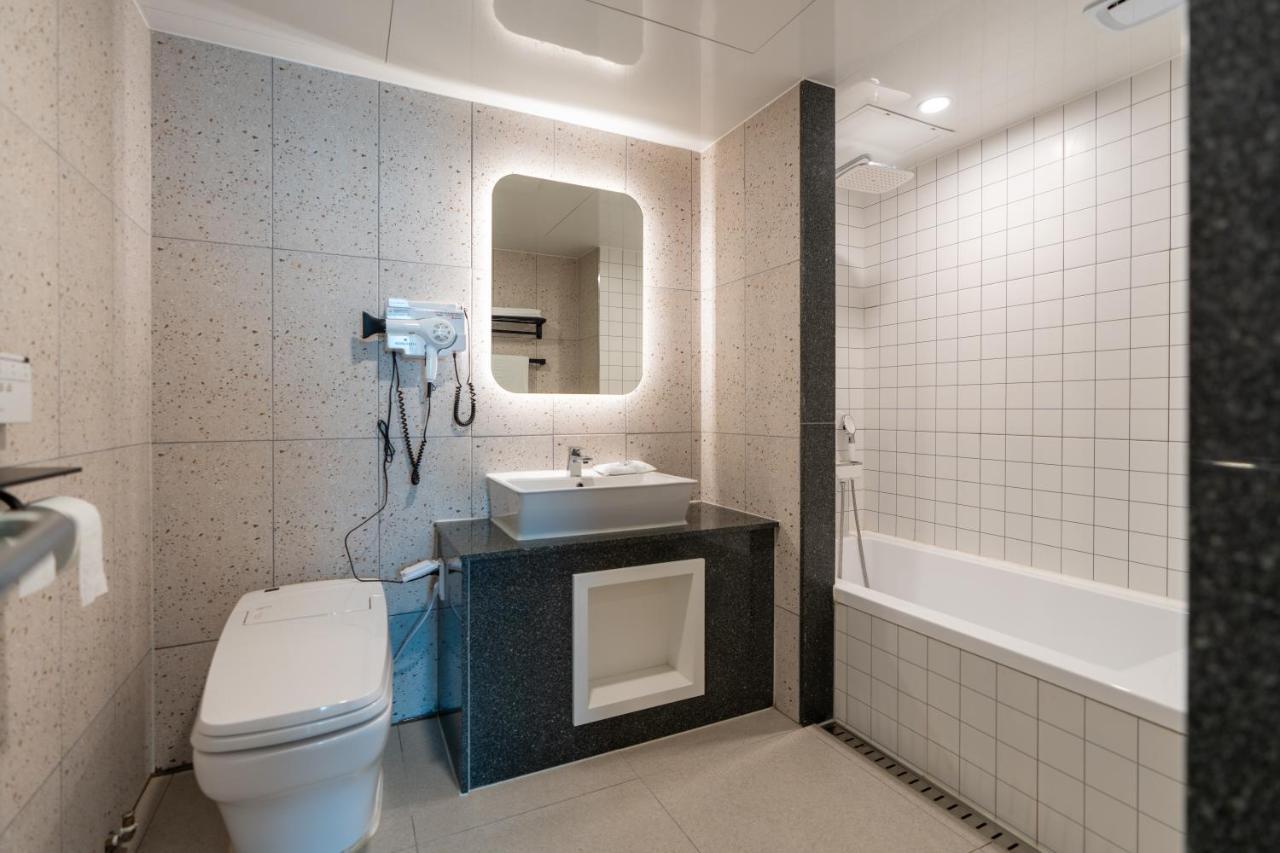 Jecheon Hound Hotel Chech'ŏn Eksteriør billede