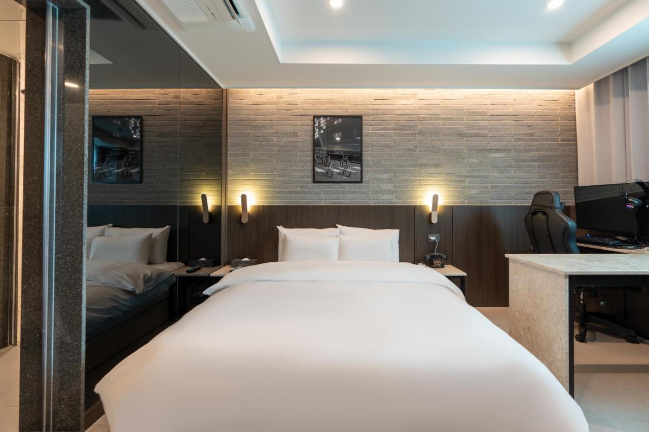 Jecheon Hound Hotel Chech'ŏn Eksteriør billede