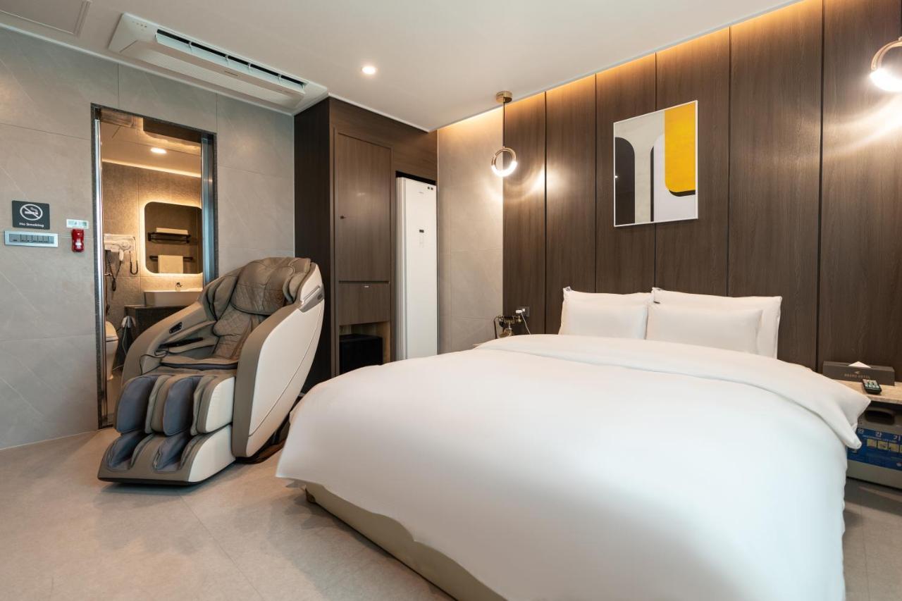 Jecheon Hound Hotel Chech'ŏn Eksteriør billede