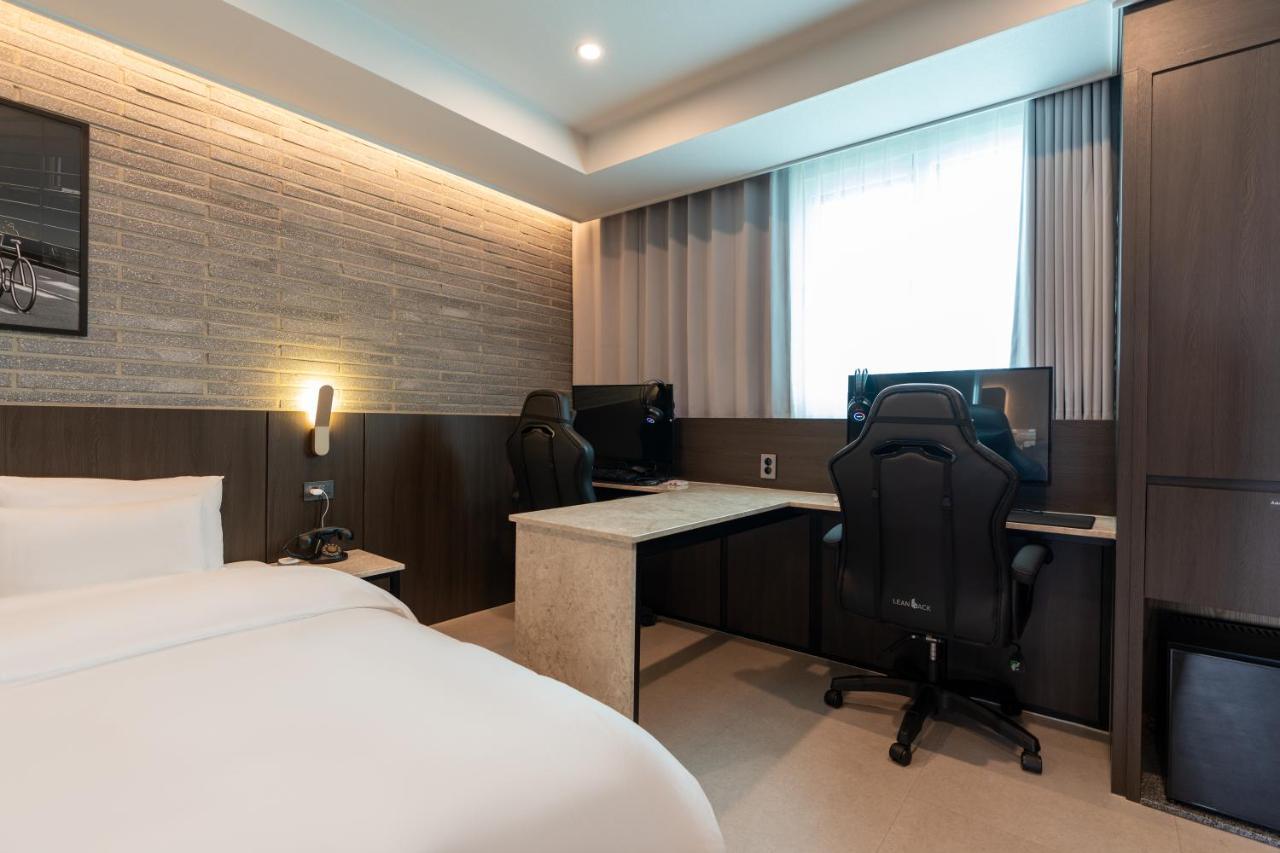 Jecheon Hound Hotel Chech'ŏn Eksteriør billede