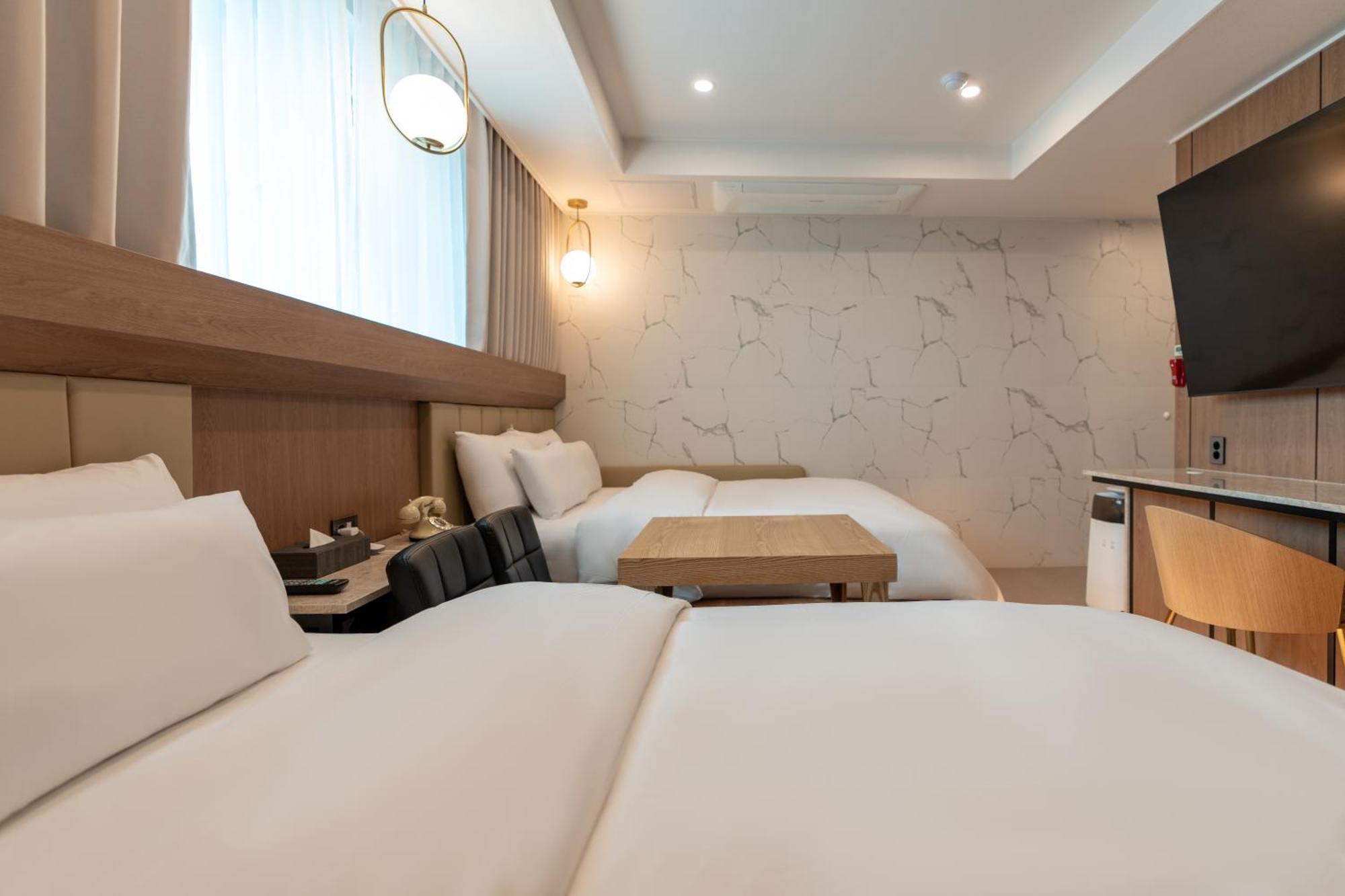 Jecheon Hound Hotel Chech'ŏn Eksteriør billede