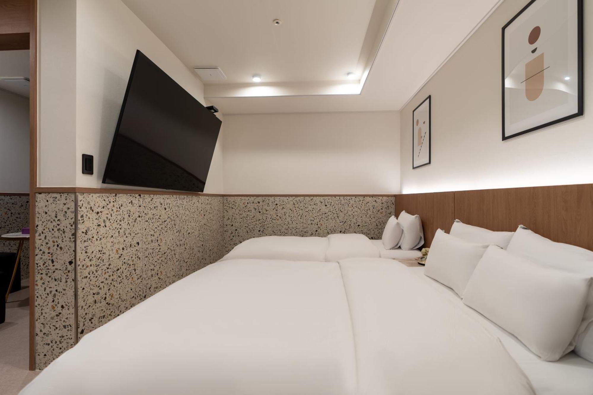 Jecheon Hound Hotel Chech'ŏn Eksteriør billede