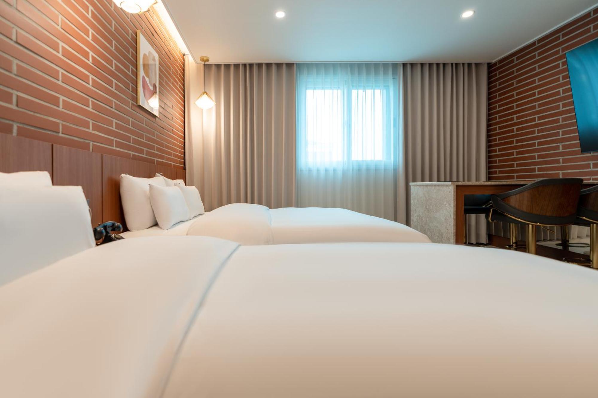 Jecheon Hound Hotel Chech'ŏn Eksteriør billede