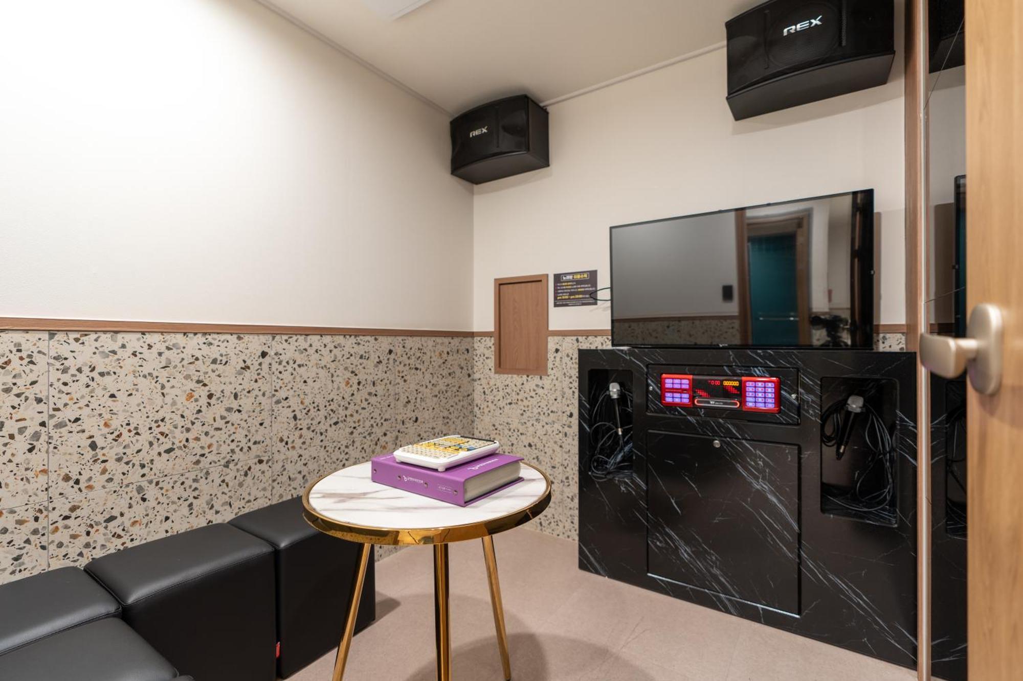 Jecheon Hound Hotel Chech'ŏn Eksteriør billede